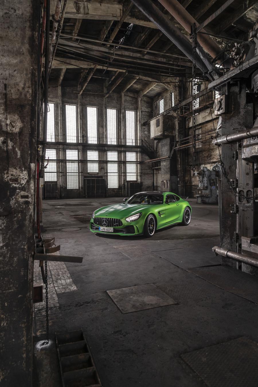  Mercedes-AMG GT R (C190) 2019 года  (WW) (фото 19 из 45)